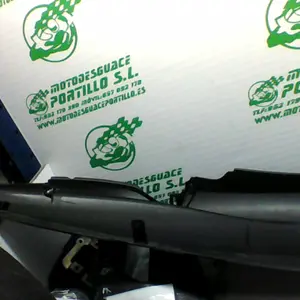 Foto de Carcasa bajo asiento izquierdo Honda Pcx 125 referencia 342-20-27819 foto 3