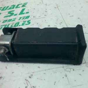 Foto de Reposapies trasero derecho Honda PS 125 referencia 106-24-47771 foto 4