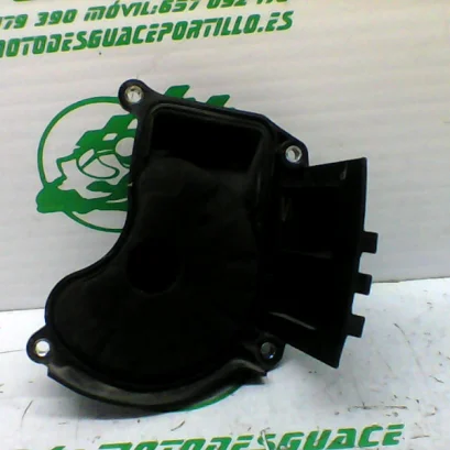 Foto de Embellecedor de tapa cárter Yamaha TRICITY 125I referencia 307-21-35638