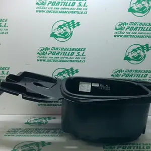 Foto de Porta-casco Yamaha TRICITY 125I referencia 307-21-35490 foto 2