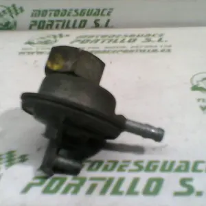 Foto de Grifo gasolina Honda Dylan 125 referencia 352-22-38685 foto 8