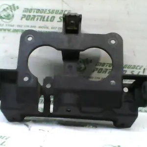 Foto de Soporte Piloto Trasero Triumph Speed four 06 referencia 150-17-10174