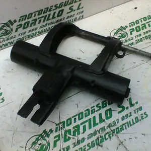 Foto de Soporte de motor Piaggio Zip H2O-2T 2 50 referencia 163-18-23764 foto 3