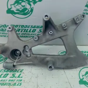 Foto de Basculante Honda FORZA 125 referencia 396-25-48970 foto 4