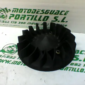 Foto de Ventilador del plato magnetico Vespa LX 50 2T referencia 321-20-28516 foto 2