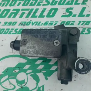 Foto de Bomba de freno delantero Yamaha Cygnus x 125 referencia 324-23-45143 foto 19