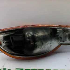 Foto de Intermitente trasero derecho Aprilia Gulliver 50 referencia 166-16-20434 foto 3