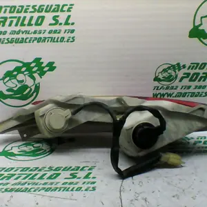 Foto de Intermitente trasero derecho Honda Pantheon 125 4T referencia 22-17-36015 foto 3