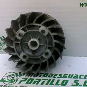 Foto de Ventilador del plato magnetico Kymco Scout 50 referencia 341-22-39465 foto 3