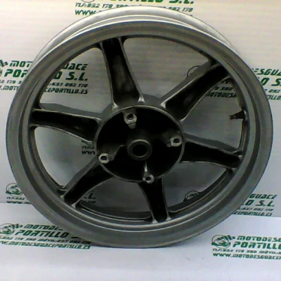 Foto de Llanta trasera Keeway Outlook 125 referencia 191-18-17227