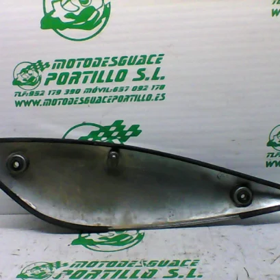 Foto de Carcasa delantera derecha Kymco VENOX 250 referencia 257-19-39670