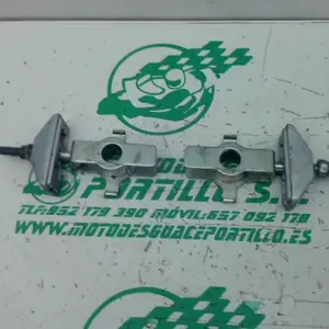 Foto de Tensores de rueda trasera Honda CB 500XA referencia 415-23-47850