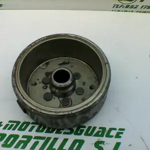 Foto de Plato magnetico Peugeot tweet 125 referencia 285-23-45425 foto 14