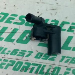 Foto de Conector del inyector Sym JET 14 125 LC referencia 194-23-46826 foto 3