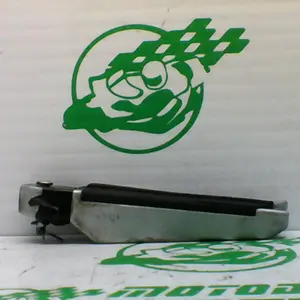 Foto de Reposapies trasero derecho Kymco Xciting 500 referencia 70-23-42928 foto 2