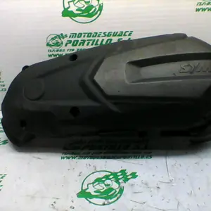 Foto de Embellecedor de tapa cárter Sym JOYMAX 300I referencia 305-21-31827 foto 2