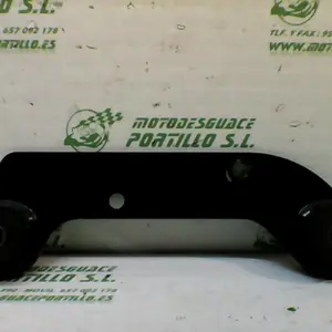 Foto de Soporte del tubo de escape Suzuki GLADIUS SFV 650 I referencia 202-18-16235 foto 2