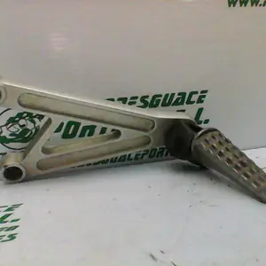Foto de Estribera delantera izquierda Derbi GPR 50 referencia 136-19-21601 foto 2