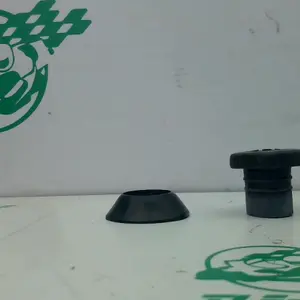 Foto de Tapón del deposito aceite Piaggio ZIP Aire 2T 2 50 referencia 61-16-2782