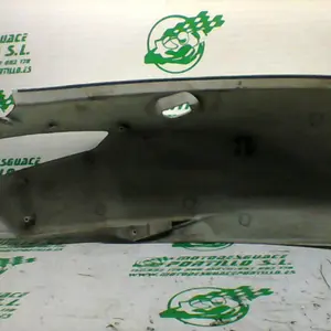 Foto de Carcasa bajo asiento Kymco Super Dink 125 referencia 100-22-36559 foto 18