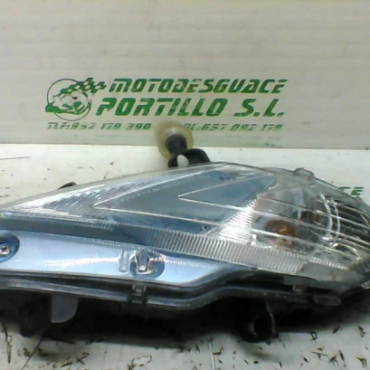 Foto de Intermitente delantero izquierdo Honda SH MODE referencia 413-21-32611