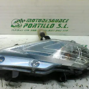 Foto de Intermitente delantero izquierdo Honda SH MODE referencia 413-21-32611