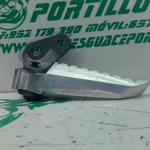 Foto de Estribera trasera izquierda con reposapies Yamaha N MAX 125 referencia 394-23-46391 foto 6