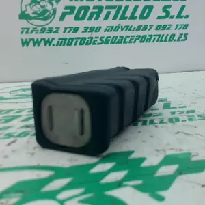 Foto de Reposapies trasero izquierdo Honda PS 125 referencia 106-24-47772 foto 12