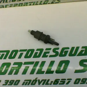 Foto de Sensor de freno delantero Peugeot Ludix 50 referencia 116-18-19947 foto 4