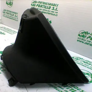Foto de Carcasa bajo asiento Piaggio Fly 50 4T referencia 94-18-32038