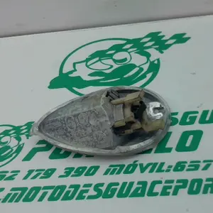 Foto de Intermitente trasero derecho Piaggio LIBERTY 125 - 05-08 referencia 292-21-39601 foto 3