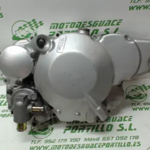 Foto de Tapa de encendido con bomba de agua Suzuki Burgman 250 i referencia 178-16-2036