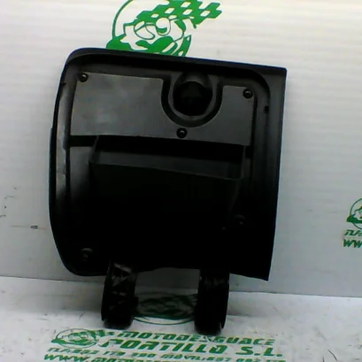 Foto de Puerta de guantera Yamaha XMAX 250I referencia 283-22-37624