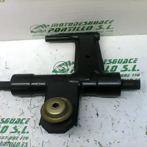 Foto de Soporte de motor Vespa Lx50 4T referencia 63-20-31119 foto 7
