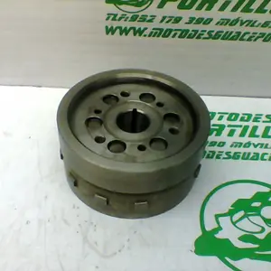 Foto de Plato magnetico Yamaha YBR 125 i referencia 118-19-19579 foto 3