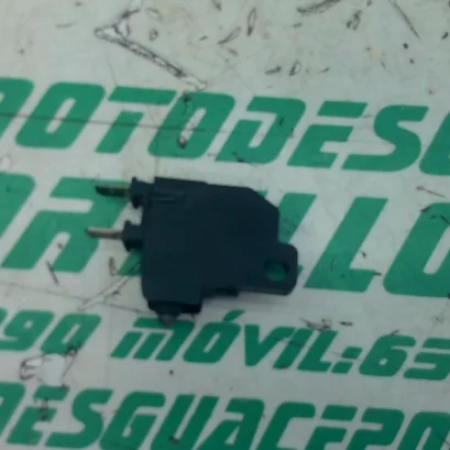 Foto de Sensor de freno delantero Honda FORZA 125 referencia 396-25-49008