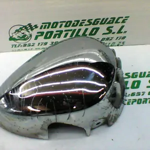 Foto de Embellecedor lateral derecho Yamaha YBR 125 i referencia 118-19-19816 foto 2