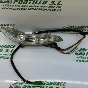 Foto de Intermitente delantero derecho Peugeot Tweet 50 4T referencia 92-23-45773 foto 5