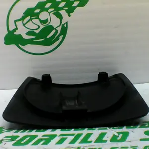 Foto de Puerta depósito gasolina Suzuki BURGMAN 125 - 15 referencia 179-20-35820 foto 2