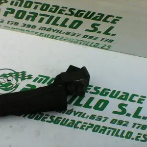 Foto de Reposapies trasero izquierdo Yamaha XJ 600 S DIVERSION referencia 128-19-20185 foto 3
