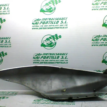 Foto de Carcasa lateral derecha Yamaha Jog RR 50 referencia 125-22-34564