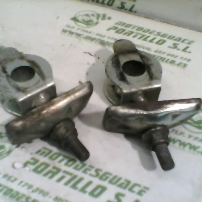 Foto de Tensores de rueda trasera Suzuki Marauder 125 referencia 46-19-17669