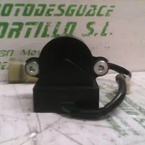 Foto de Sensor de caída Honda Forza 250 referencia 234-18-16013 foto 3