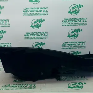 Foto de Porta-casco Kymco super dink 300 i referencia 113-23-43455 foto 2