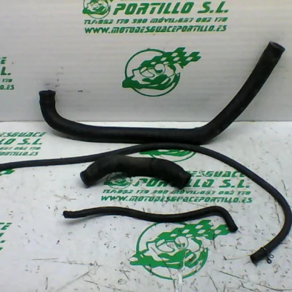 Foto de Manguitos de agua Yamaha Xenter 125 referencia 446-22-40741
