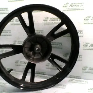 Foto de Llanta trasera Peugeot Tweet 50 4T referencia 84-24-48684