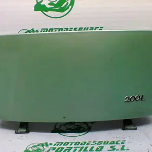 Foto de Puerta de guantera Vespa GT 200 L referencia 138-22-34377 foto 2