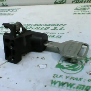 Foto de Cerradura del asiento Suzuki GS 500 E referencia 290-20-36930 foto 2