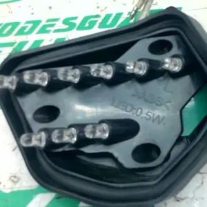 Foto de Luz de posición de led delantera izquierda Sym JET 14 125 LC referencia 194-23-46903 foto 1