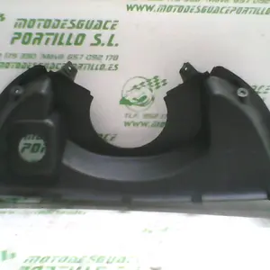 Foto de Contraescudo Yamaha Majesty 125 referencia 80-19-39303 foto 7